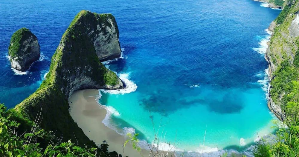 Nusa Penida Travel Guide: Everything You Need to Know Before You Go
